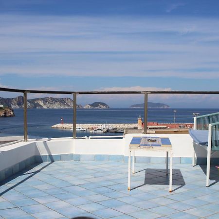 Apartament La Mansarda Sul Porto Ponza Zewnętrze zdjęcie